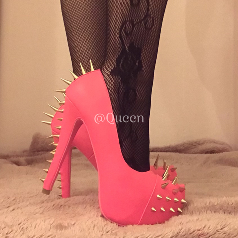 queene_sexy_heels