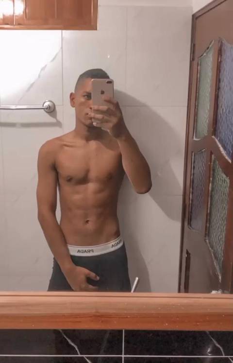 luiscam21 nude