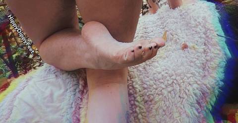 hippydippyfeet nude