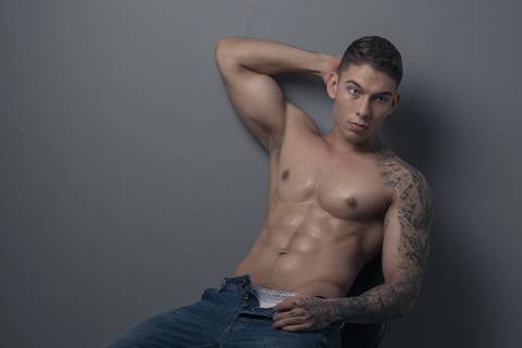 johan.herrera nude