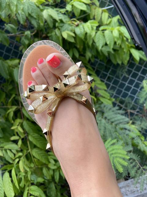 cinderellaglassslipper nude