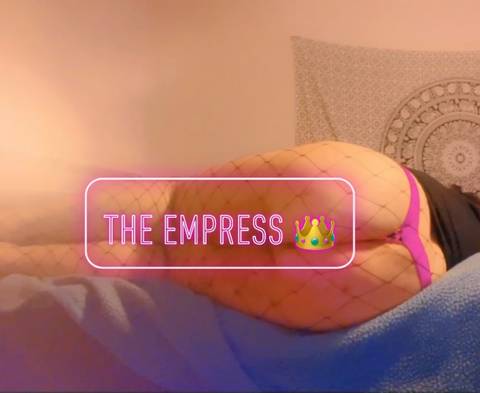 honeytheempress nude