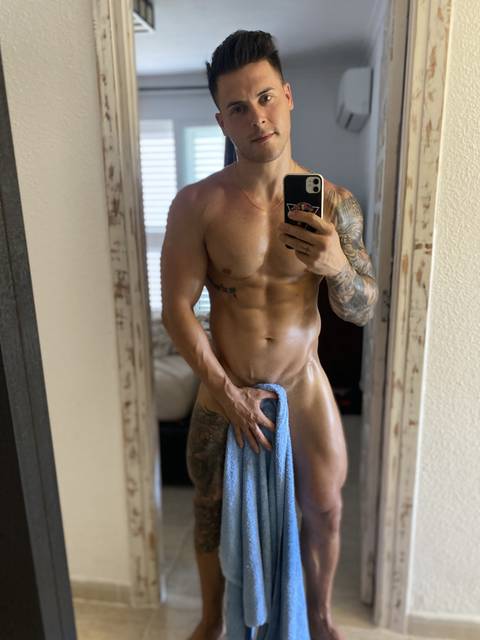 iamyourfitnessman nude