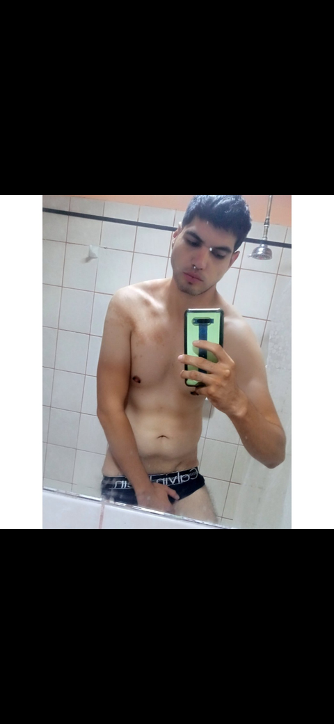 pablopife95 nude