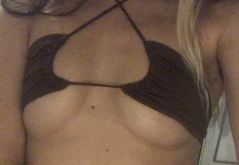 ladytinytits nude