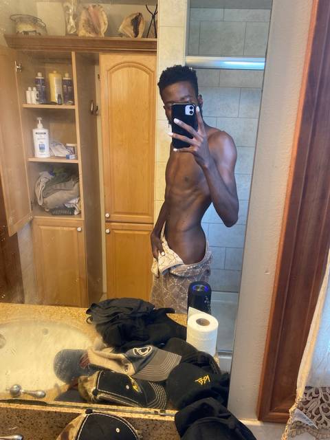 uknowtheone nude