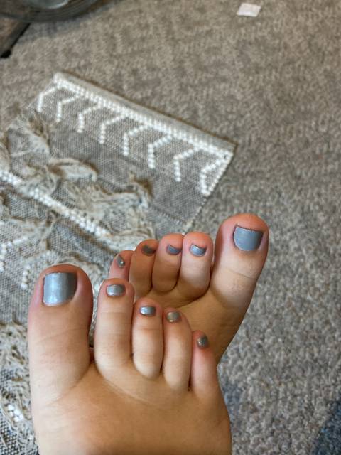 toesandhoes24 nude