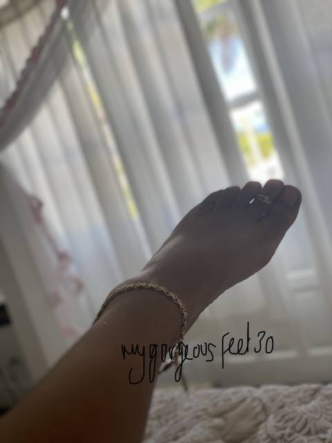 @mybeautifulfeet30