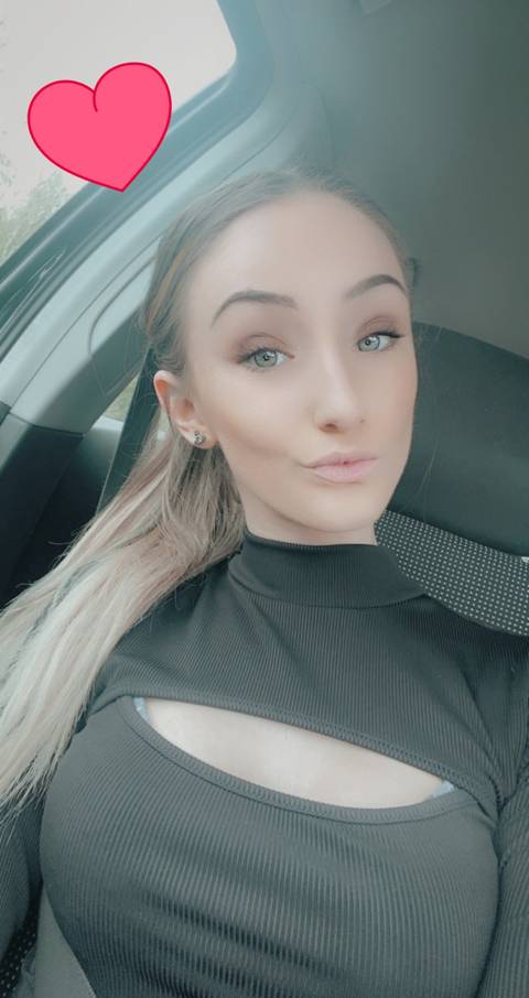 caitlyn_louise30