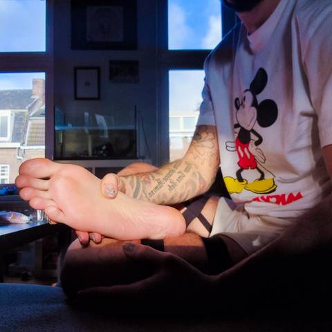 royalmalefeet nude