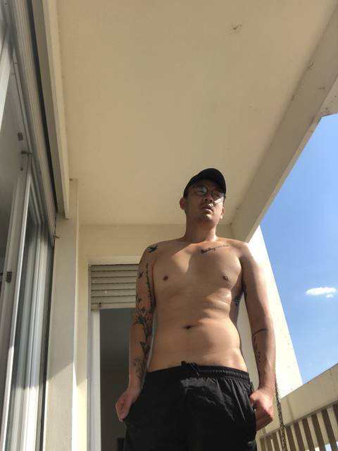 sexyasianguy