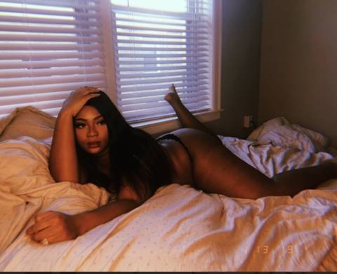 yashauniverse nude