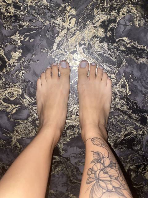 @footfetish.c