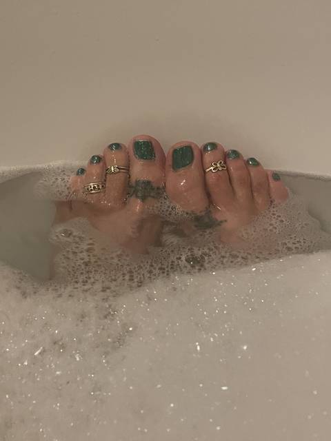 brissyfeetandtoes