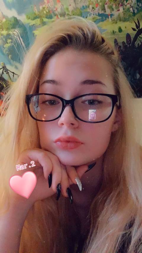 kenzieluvs_bug1 nude