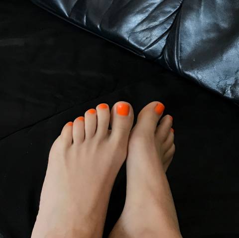 lilous_feet