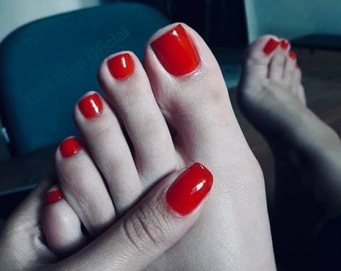 lovemyfeet123737383 nude