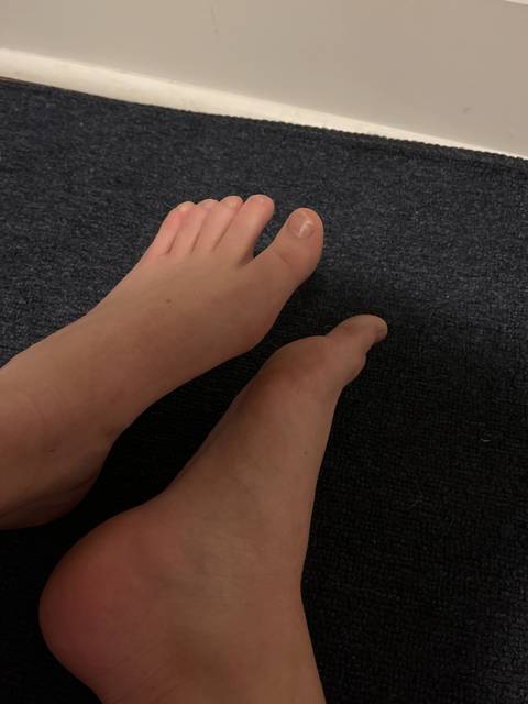 pretty.piggy.feet nude