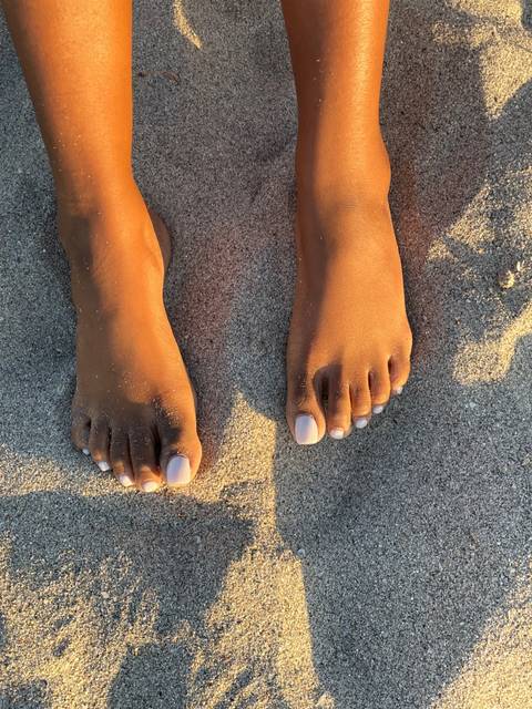 sweetesttoess nude