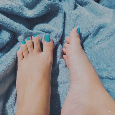 @feetfunplay