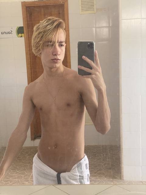 skinnytwink1