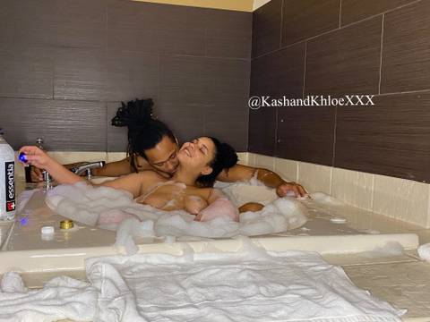 @kashandkhloexxx