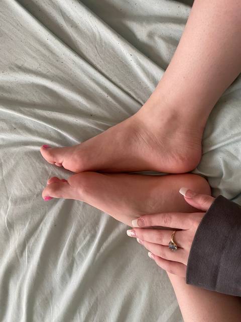 cutefeetbaby222 nude