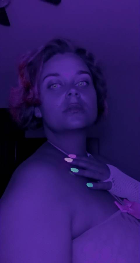 blacklight_princess