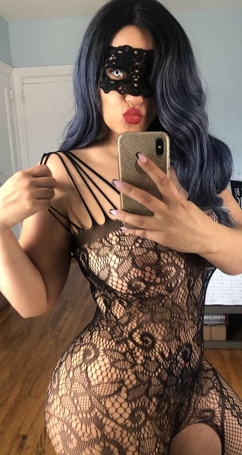 @roxxysantanaa