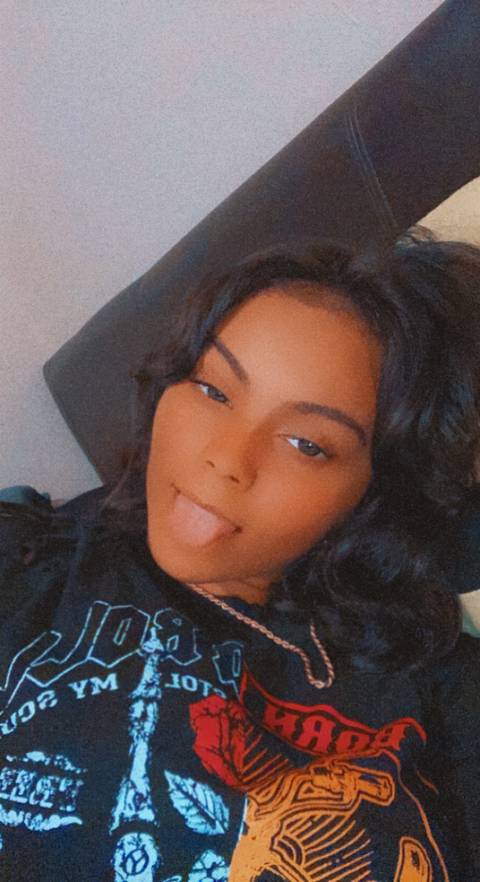 @tainasweetness
