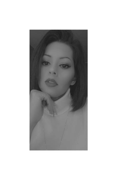 castillosaldierna nude