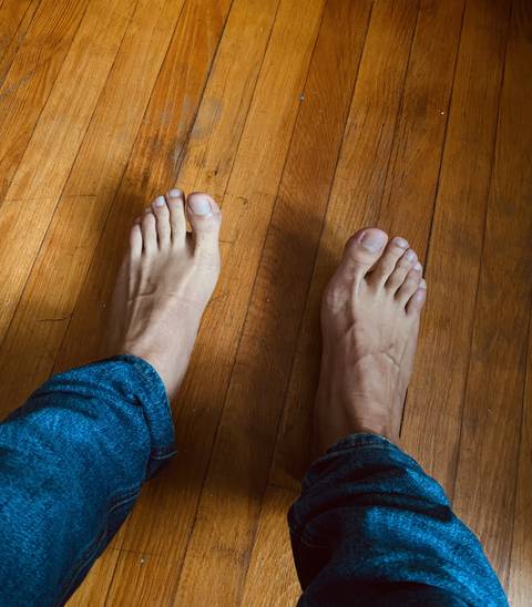 papisfeet nude