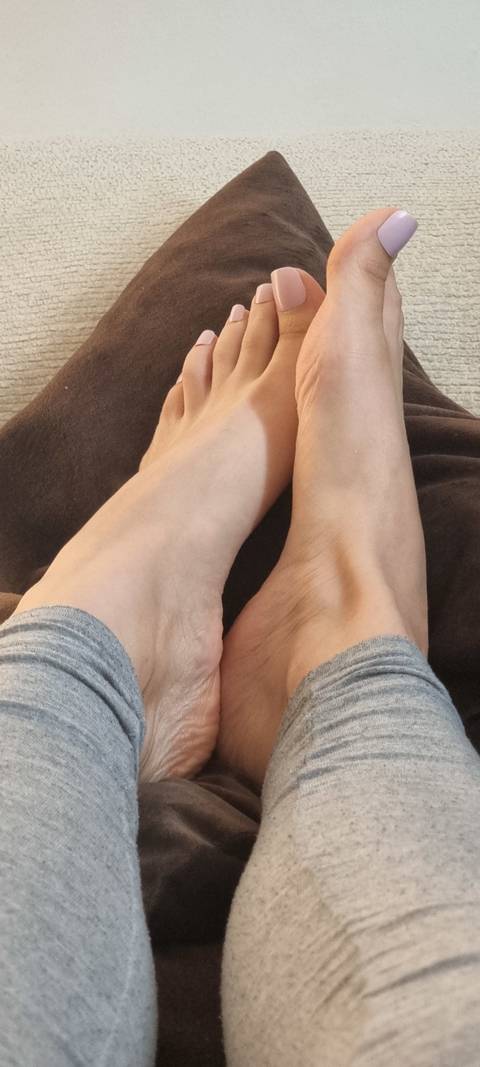 yvette.feet