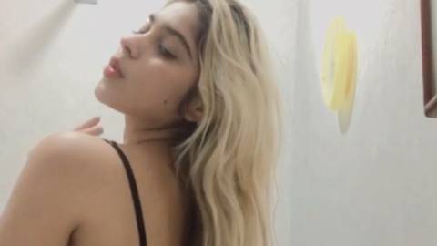 alexisraae nude