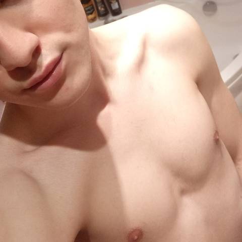 @twink_2001