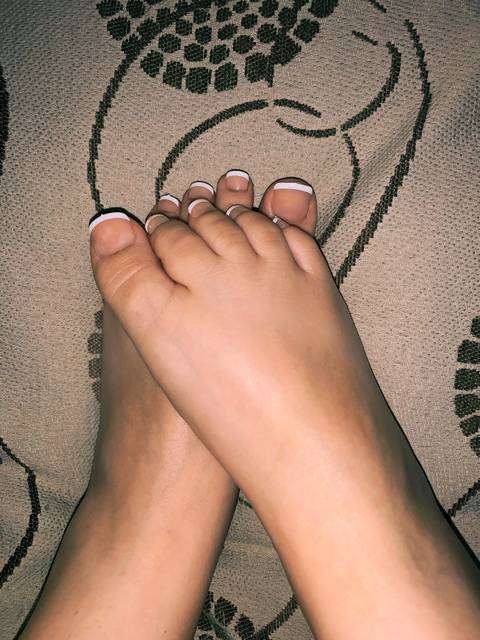 feetqueen20