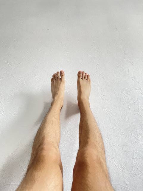 ukrainian_man_feet