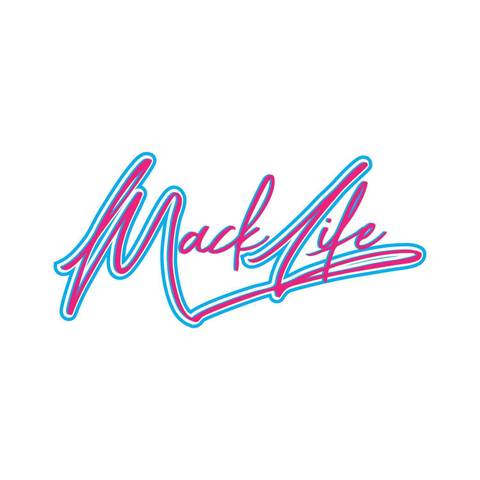 macklife21 nude