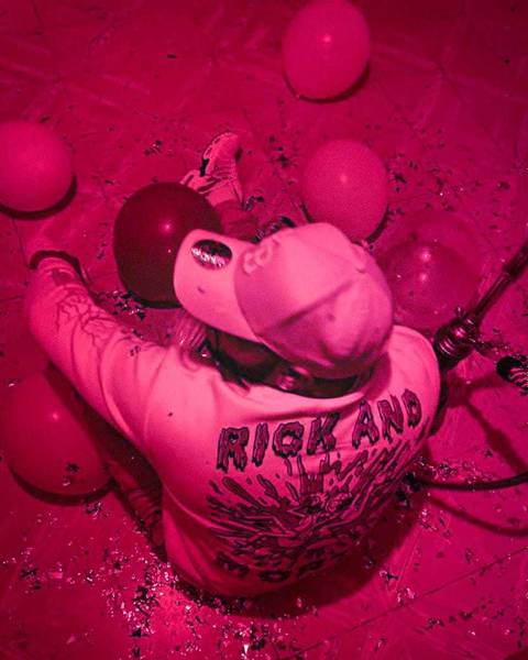 only_cash_official nude