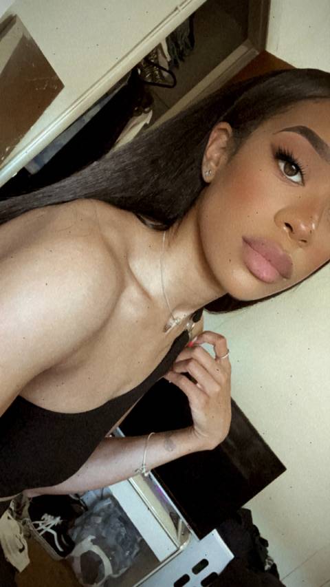 @unfriendlyblackhottie94