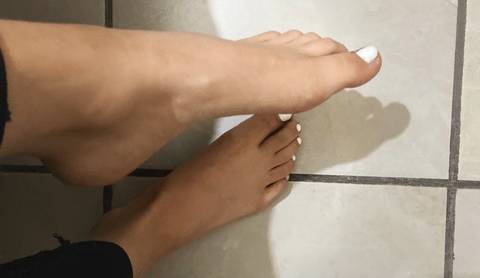 feetankle nude