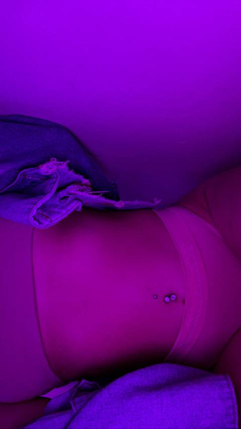 strawberriessss nude