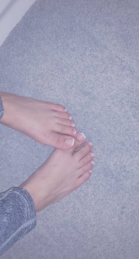 yummyfeetlovers nude