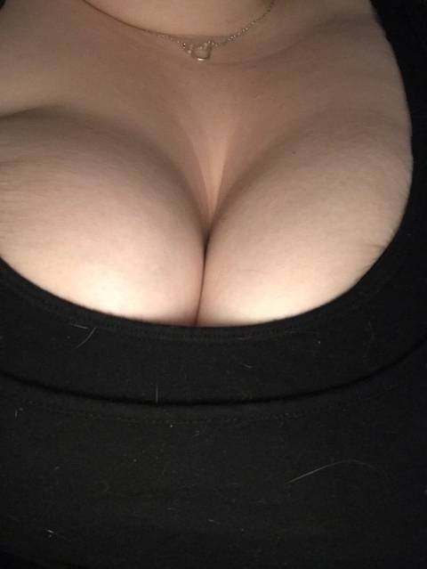 bigboobedmama86 nude