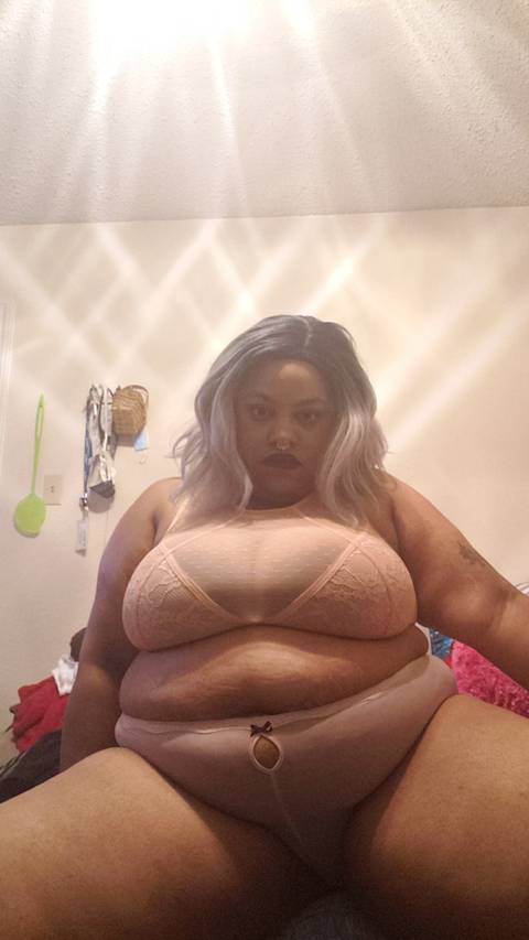 cocoafatpuffs1989 nude