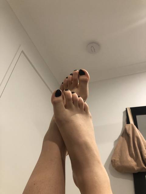 sexyfeetdailyxo