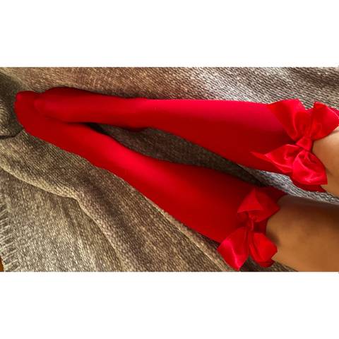 scarletts_footworship