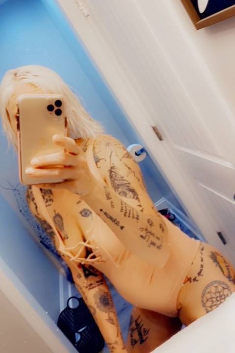 tatted_blonde74