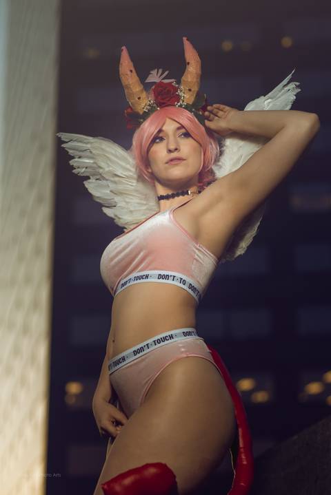 @craftyfoxcosplay