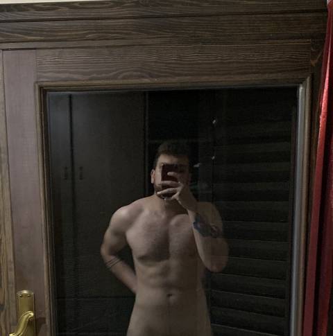 peterquil9 nude